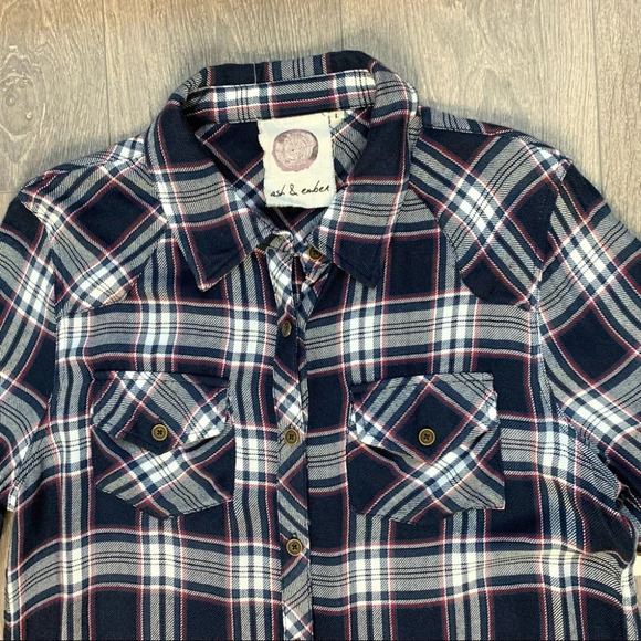 Anthropologie Ash and Ember Women's Button Down Shirt Plaid Flannel Size XS - Picture 11 of 16
